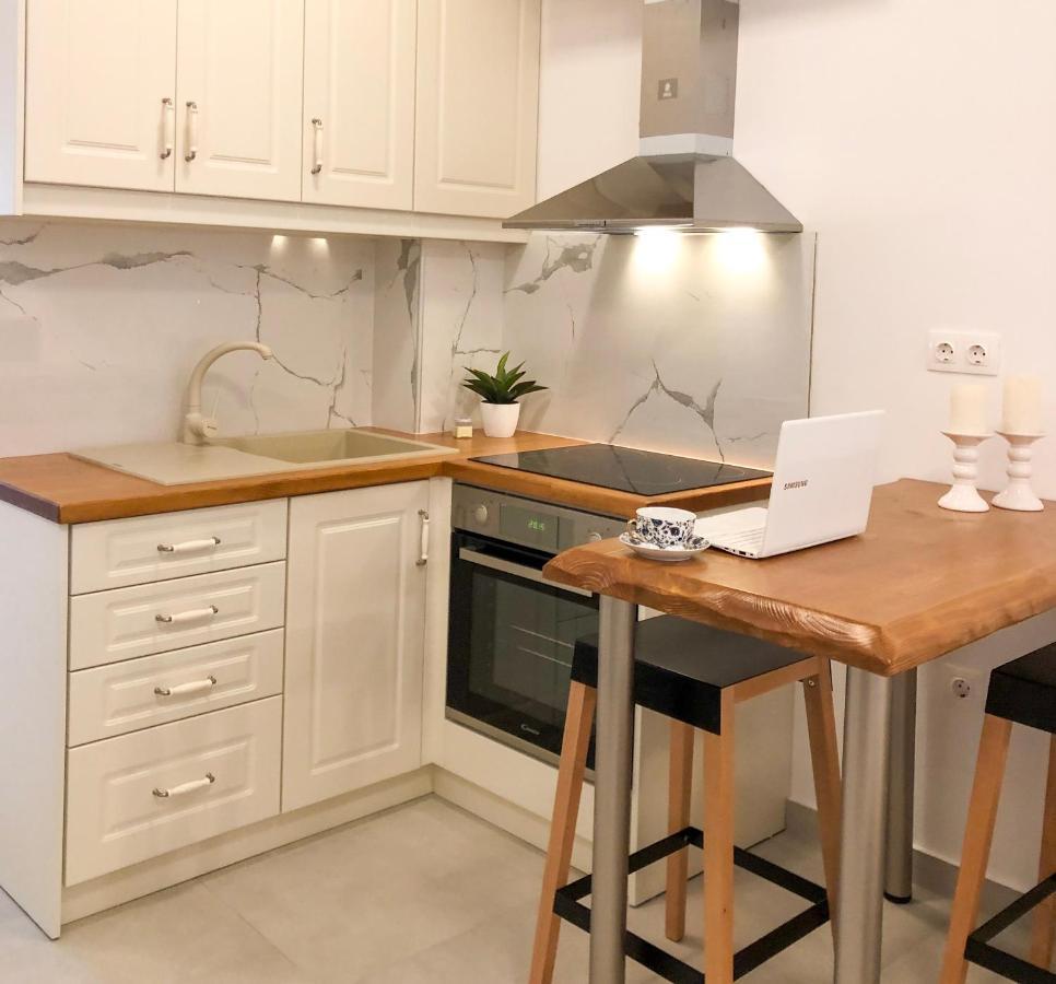 Stelisia Rooms Chania  Bagian luar foto